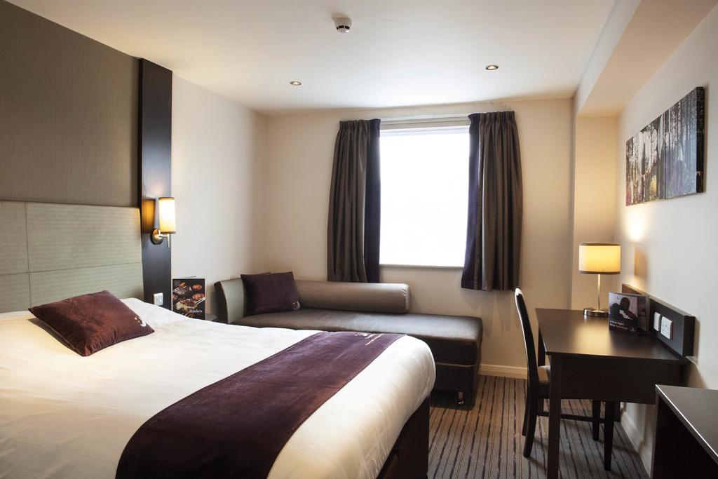 Premier Inn London King'S Cross Екстериор снимка