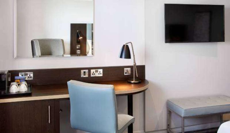 Premier Inn London King'S Cross Екстериор снимка