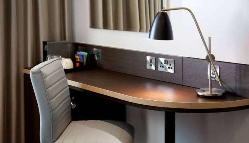Premier Inn London King'S Cross Екстериор снимка